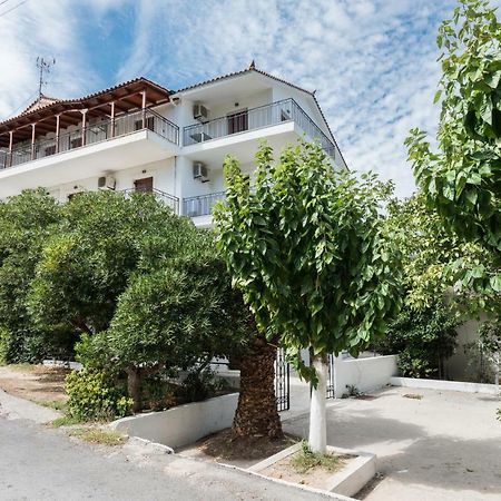 Areti Apartments Poros  Esterno foto